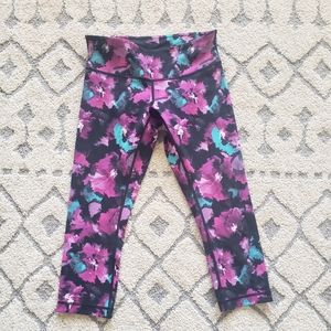 LuLulemon crop leggings 8